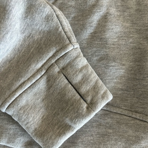 THE GYM PEOPLE Half Zip Crop - Picture 3 of 4